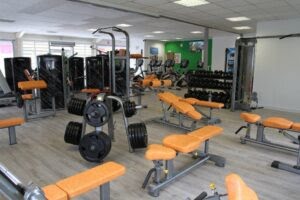 Aperçu d'une salle de sport Orange bleue